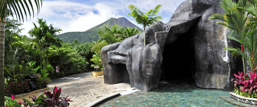 Product Arenal Volcano Hike and Tabacon Hot Springs W/ Dinner (Arenal)