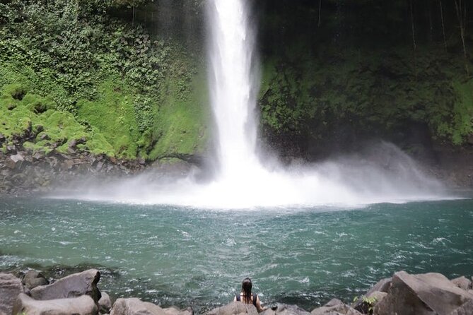 Arenal Highlights: Hanging Bridges/Volcano Hike/La Fortuna Water Fall (Arenal) image 2