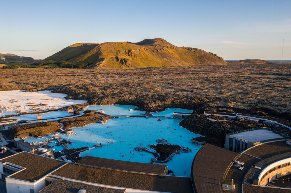 Blue Lagoon w. Shuttle Bus from KEF Airport (Optional Return to Reykjavk) PRD83868 image 2