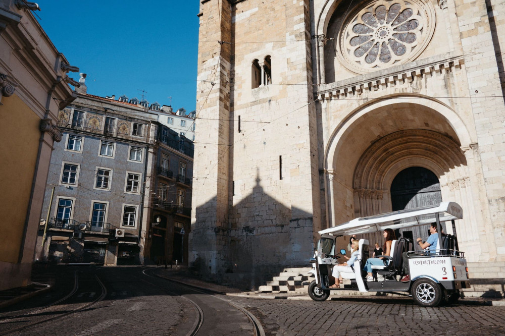 The Hills of Lisbon: 2h00 Private Electric Tuk Tuk Tour PRD45151 image 2