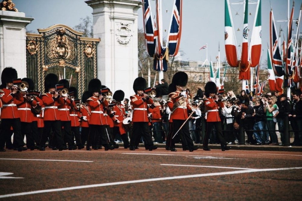 History of London Walking Tour with Westminster Abbey Ticket (Semi-Private) PRD35605 image 2