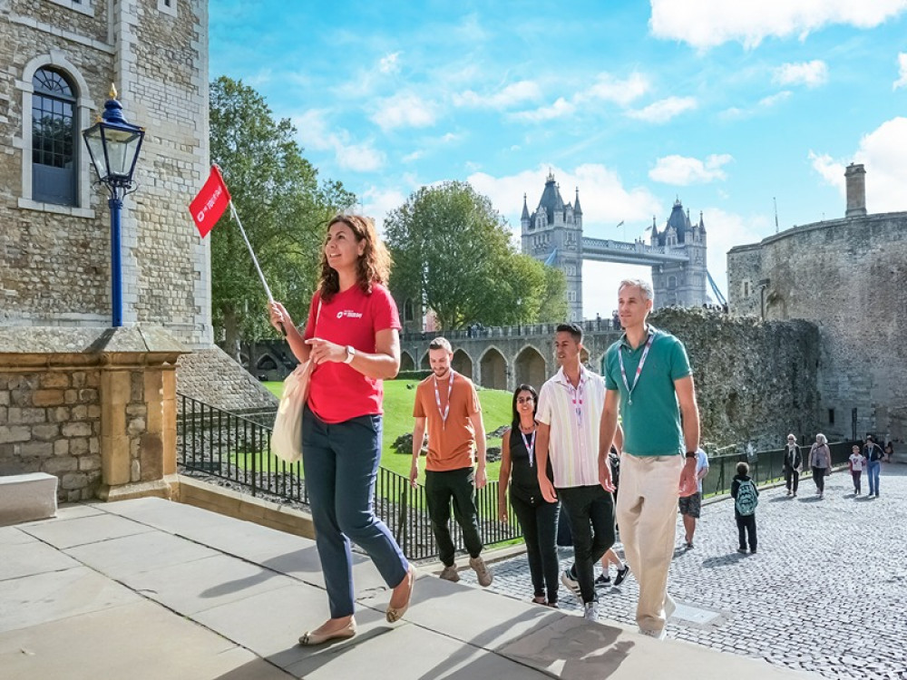 Tower Of London Guided Tour With Thames River Cruise PRD66082