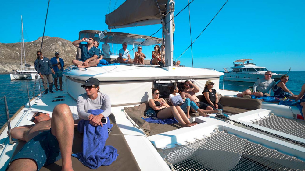 Daytime Catamaran Tour in Santorini with Greek Meal and Drinks PRD46502 image 2