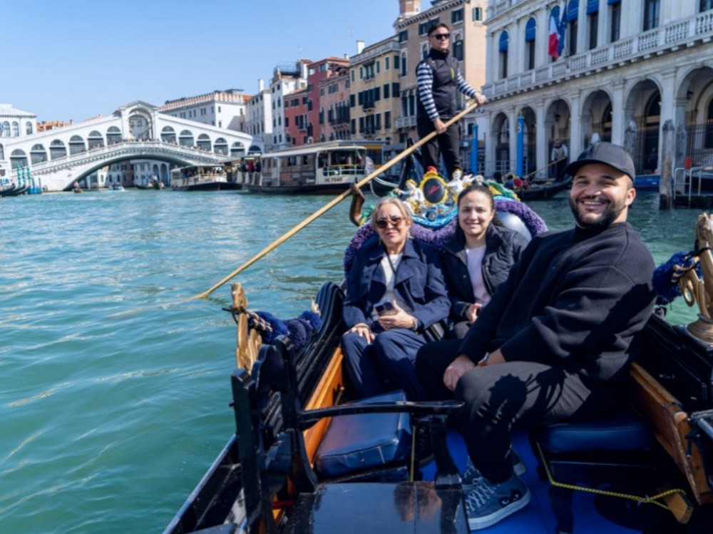 Product Venice in A Day Tour: St Mark's Basilica, Doge's Palace &amp; Gondola Ride PRD66070