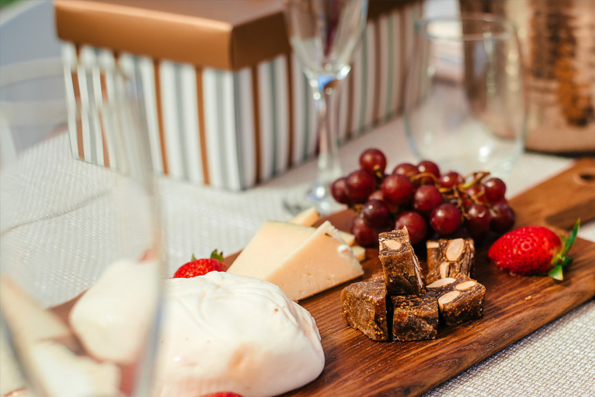 Product Luxury Picnic Volcanoes &amp; Waterfalls Landing