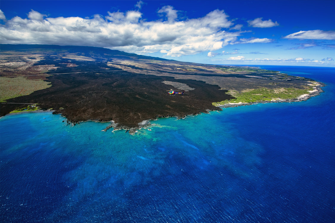 Rainbow Helicopters - Kohala Coast Valcanoes Waterfall