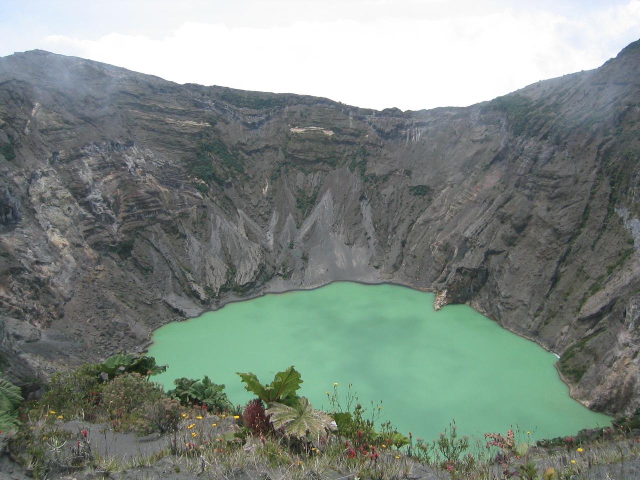 Irazu Volcano Tour image 1
